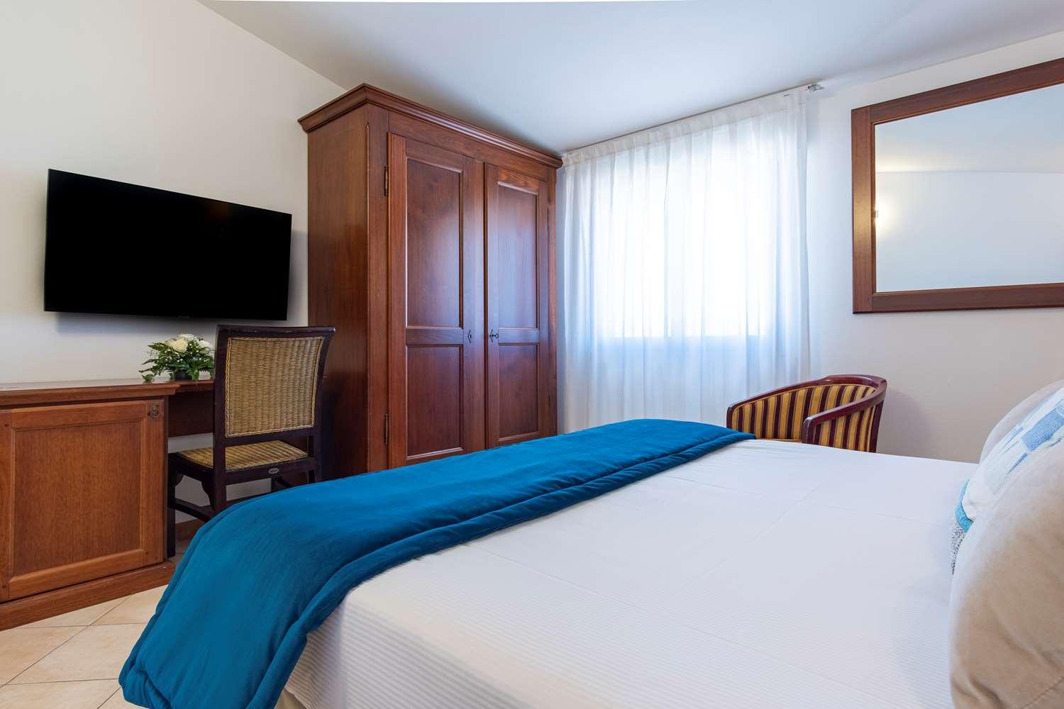 Best Western Hotel Blumarea Castelsardo Exterior photo