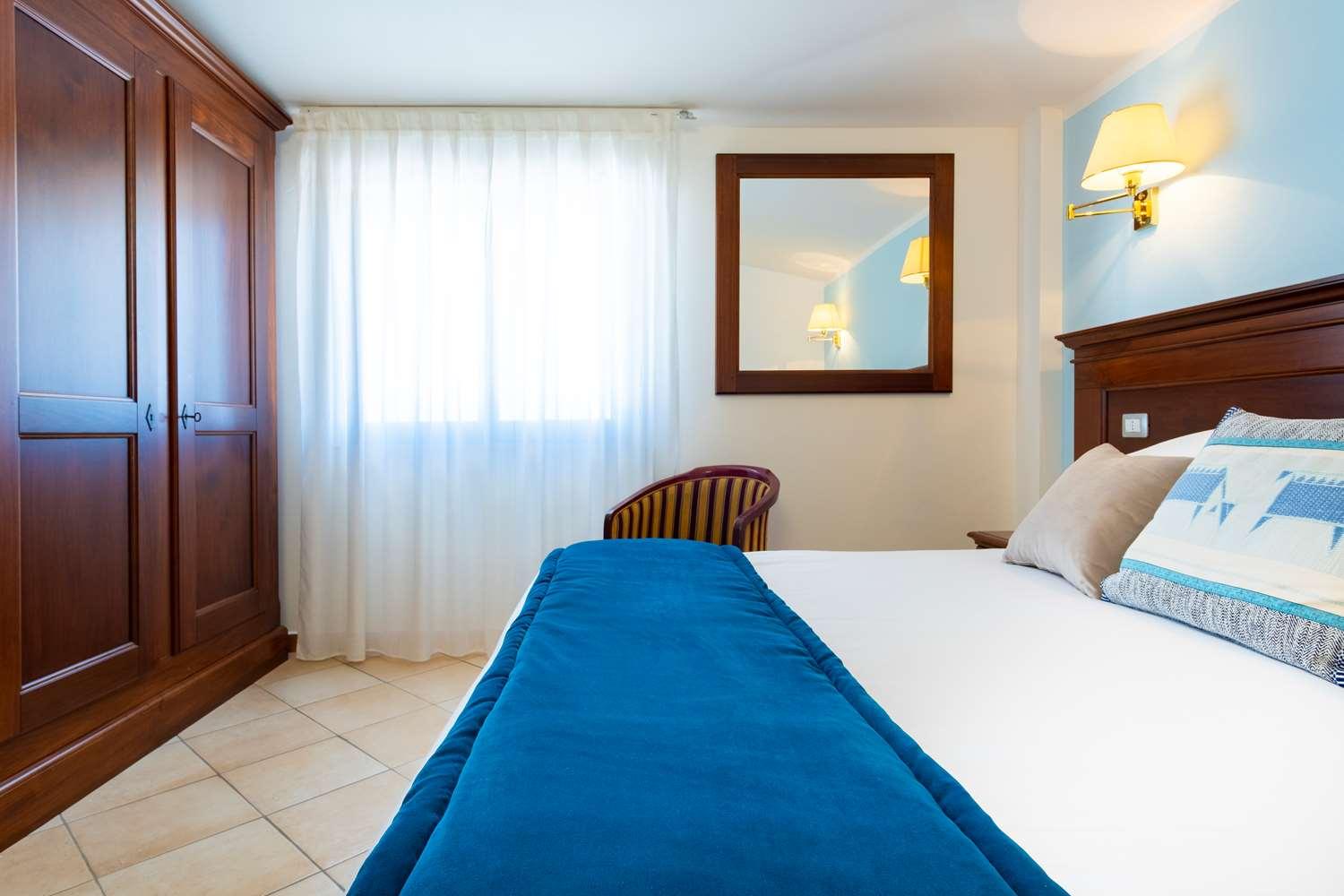 Best Western Hotel Blumarea Castelsardo Exterior photo