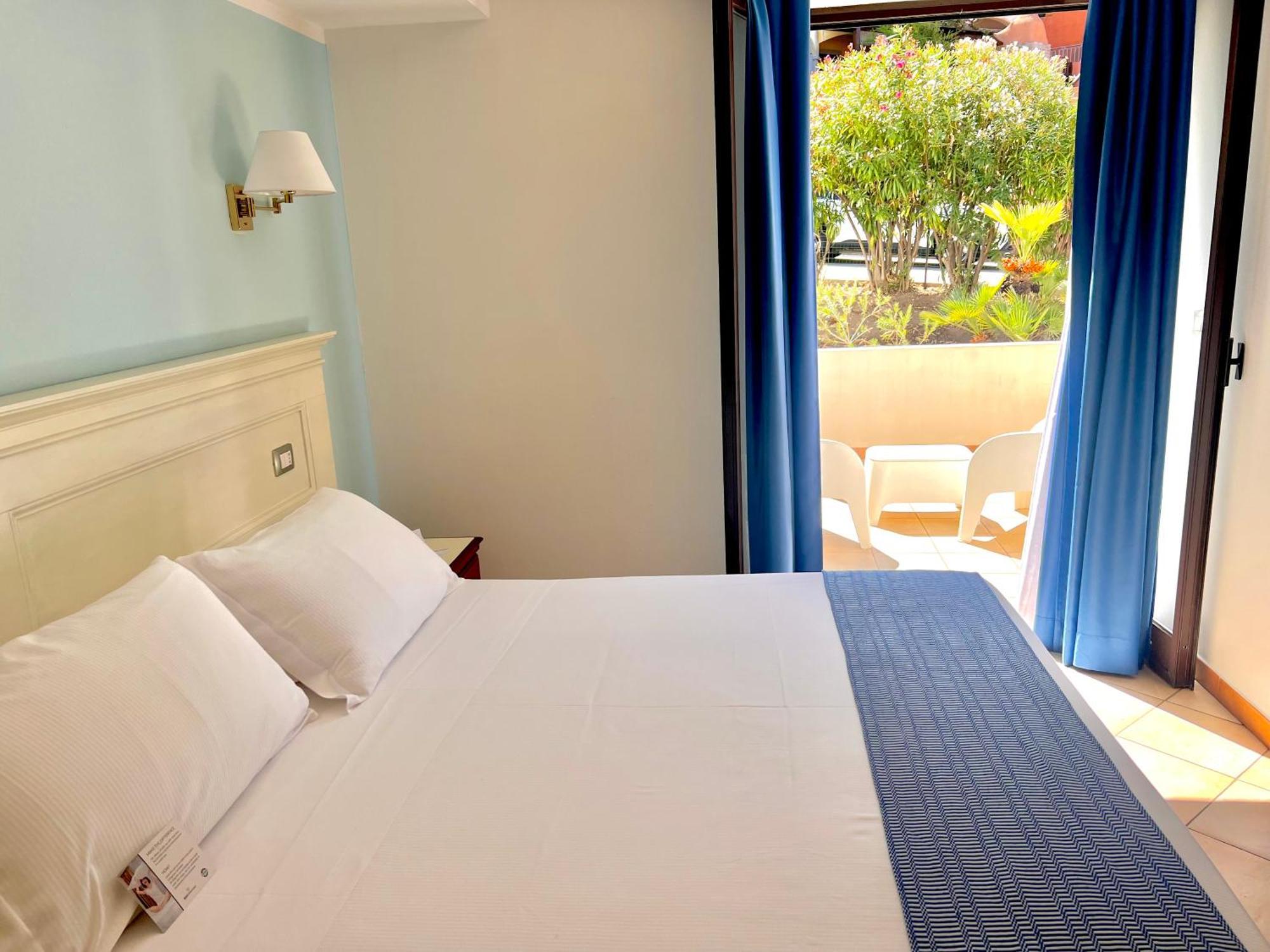 Best Western Hotel Blumarea Castelsardo Exterior photo