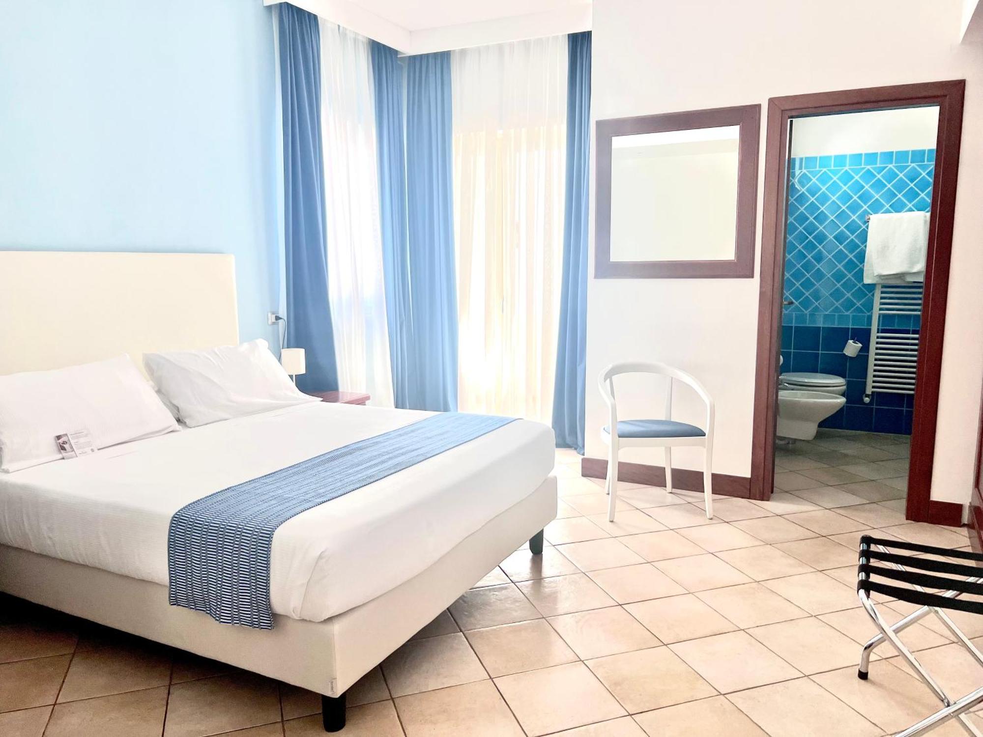 Best Western Hotel Blumarea Castelsardo Exterior photo
