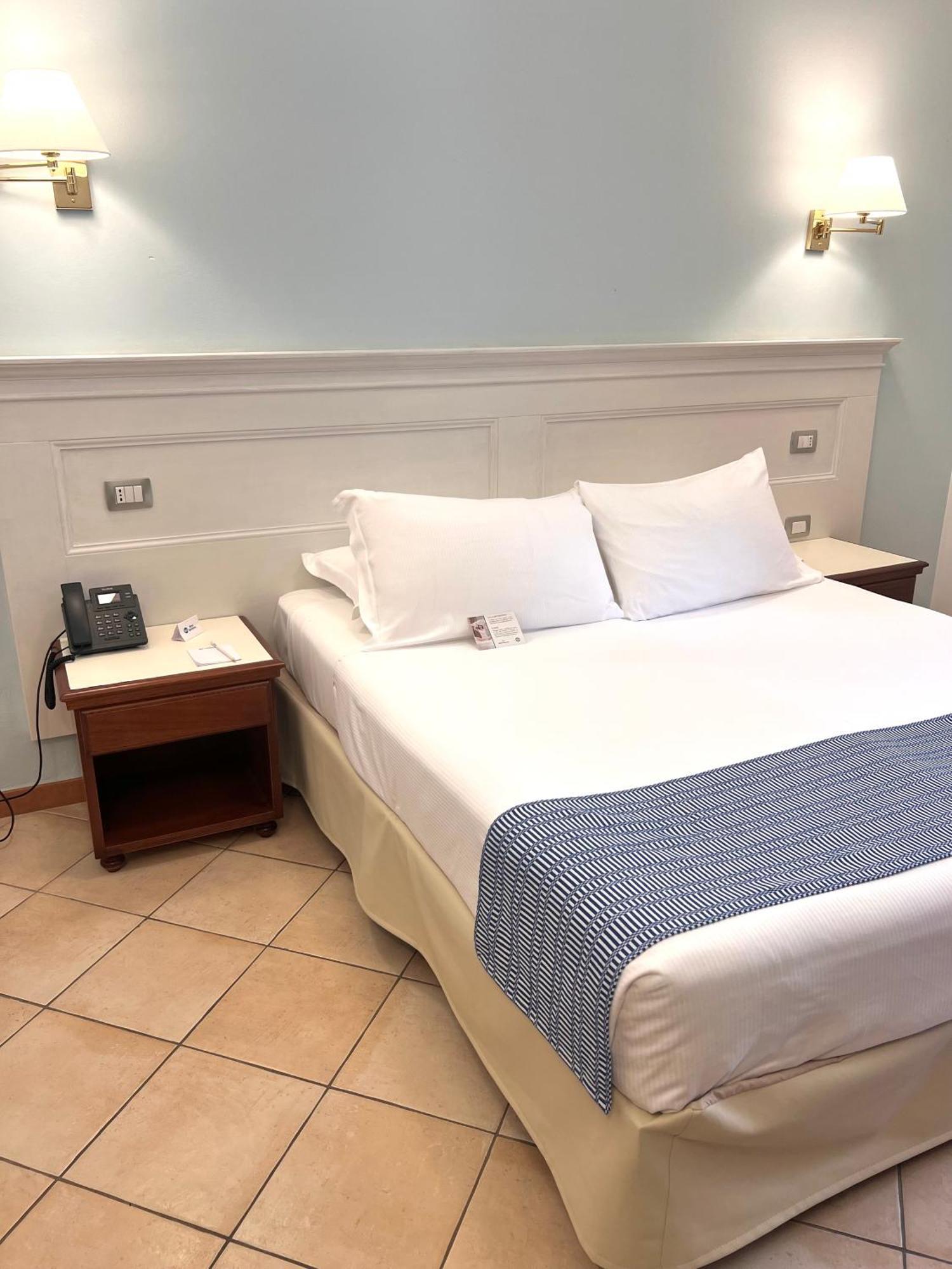 Best Western Hotel Blumarea Castelsardo Exterior photo